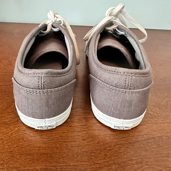 Women’s size 8 Vans, canvas. Grey/dark taupe - Picture 3 of 7